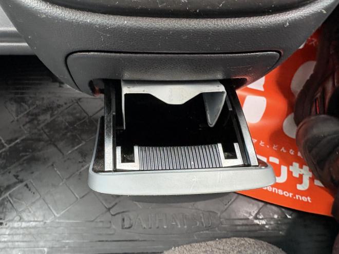 ハイゼットHIJET CARGO 4WD CRUSE HIGH ROOF　錆の少ない本州仕入　人気のビジネスパッケージ　　キーレス　Bluetoothフルセグナビ　電動格納　ETC　バイザー　アルミ　エンジンオイル交換　ATF交 4WD 660 5Dr