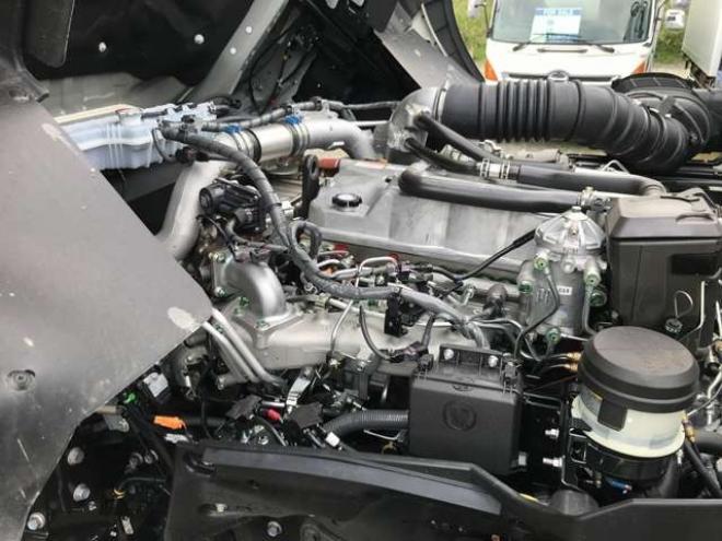 プロフィアLゲートダンプ　2DG-FS1AGE 新明和工業　 2WD 8860