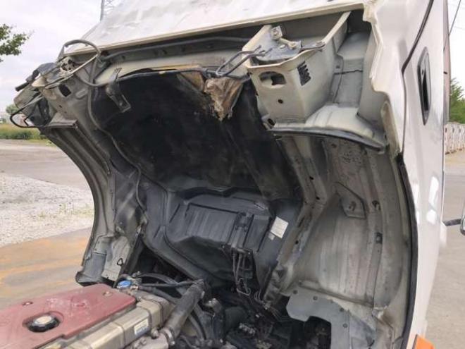 デュトロタンクローリー TKG-XZU685M 極東開発工業　 2WD 4000