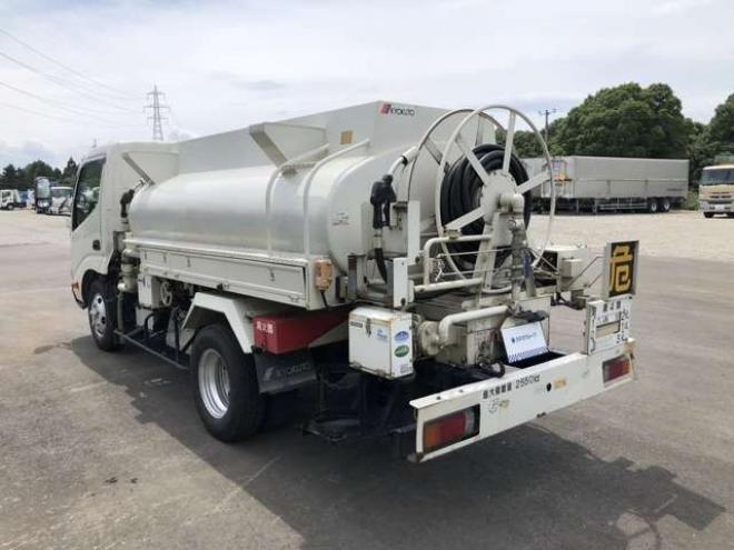 デュトロタンクローリー TKG-XZU685M 極東開発工業　 2WD 4000