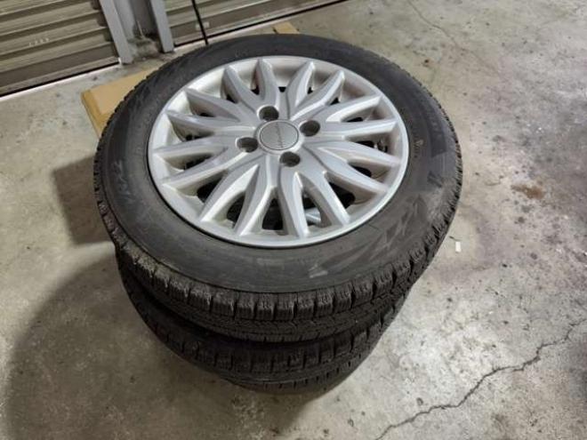N-BOXカスタムG Lパッケージ 2トーンカラースタイル 4WD　夏冬タイヤ　両側Pスライド 660