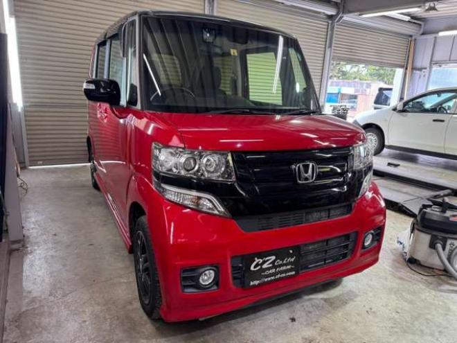 N-BOXカスタムG Lパッケージ 2トーンカラースタイル 4WD　夏冬タイヤ　両側Pスライド 660