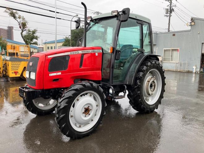 トラクターマッセイファガソン　中古　MF2220-4C