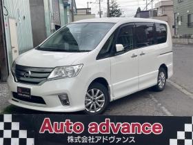 セレナ　ハイウェイスター　４ＷＤ　バックカメラ　ナビ　ＴＶ　オートクルーズコントロール　両側電動スライドドア　スマートキー　電動格納ミラー　後席モニター　３列シート　ＣＶＴ　レンタカーアップ　アルミホイール　盗難防止システム 4WD 2000 5Dr