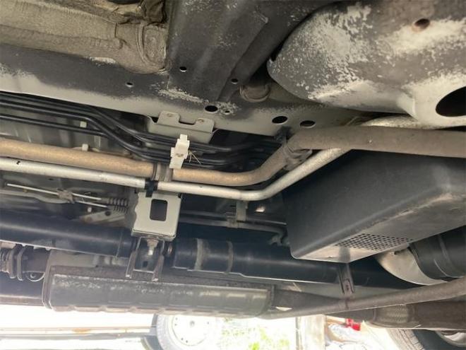 セレナハイウェイスター　４ＷＤ　バックカメラ　ナビ　ＴＶ　オートクルーズコントロール　両側電動スライドドア　スマートキー　電動格納ミラー　後席モニター　３列シート　ＣＶＴ　レンタカーアップ　アルミホイール　盗難防止システム 4WD 2000 5Dr