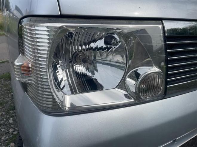 タウンボックスＲＸ　４ＷＤ　両側スライドドア　キーレスエントリー　ＡＴ　ＡＢＳ　ＣＤ　ＭＤ　アルミホイール　衝突安全ボディ　エアコン　パワーステアリング　パワーウィンドウ 4WD 660 5Dr
