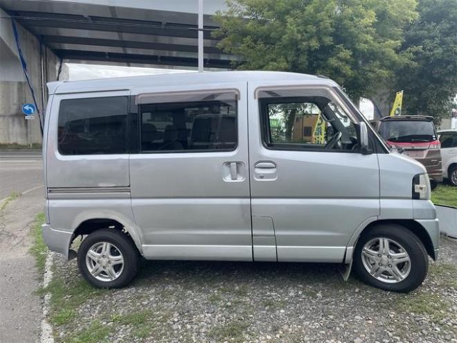 タウンボックスＲＸ　４ＷＤ　両側スライドドア　キーレスエントリー　ＡＴ　ＡＢＳ　ＣＤ　ＭＤ　アルミホイール　衝突安全ボディ　エアコン　パワーステアリング　パワーウィンドウ 4WD 660 5Dr