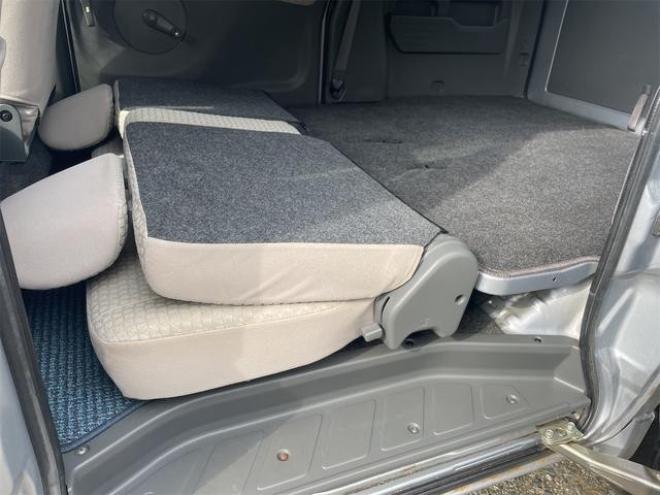 タウンボックスＲＸ　４ＷＤ　両側スライドドア　キーレスエントリー　ＡＴ　ＡＢＳ　ＣＤ　ＭＤ　アルミホイール　衝突安全ボディ　エアコン　パワーステアリング　パワーウィンドウ 4WD 660 5Dr