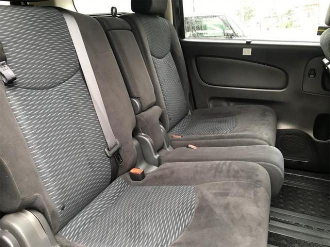 ランディ２．０Ｘ　セレナＯＥＭ　イベント開催値　下中　４ＷＤ　レーダーブレーキ　バックカメラ　ナビ　ＴＶ　オートクルーズコントロール　レーンアシスト　両側電動スライドドア　アイドリングストップ　３列シート　ＣＶＴ 4WD 2000 5Dr