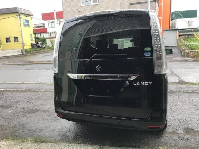 ランディ２．０Ｘ　セレナＯＥＭ　イベント開催値　下中　４ＷＤ　レーダーブレーキ　バックカメラ　ナビ　ＴＶ　オートクルーズコントロール　レーンアシスト　両側電動スライドドア　アイドリングストップ　３列シート　ＣＶＴ 4WD 2000 5Dr