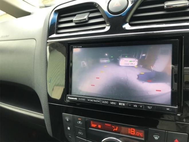 ランディ２．０Ｘ　セレナＯＥＭ　イベント開催値　下中　４ＷＤ　レーダーブレーキ　バックカメラ　ナビ　ＴＶ　オートクルーズコントロール　レーンアシスト　両側電動スライドドア　アイドリングストップ　３列シート　ＣＶＴ 4WD 2000 5Dr