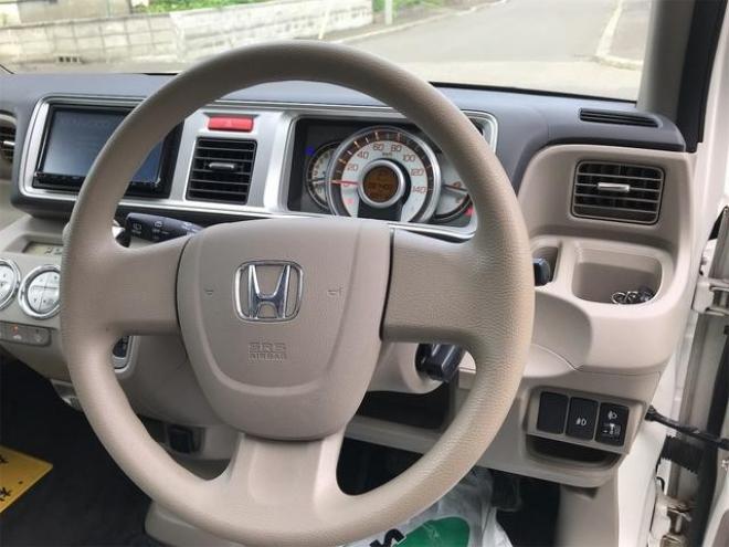 ライフＧスマートプラス　４ＷＤ　ナビ　ＴＶ　スマートキー　ベンチシート　ＡＴ　盗難防止システム　ＡＢＳ　アルミホイール　衝突安全ボディ　エアコン　パワーステアリング　パワーウィンドウ 4WD 660 5Dr