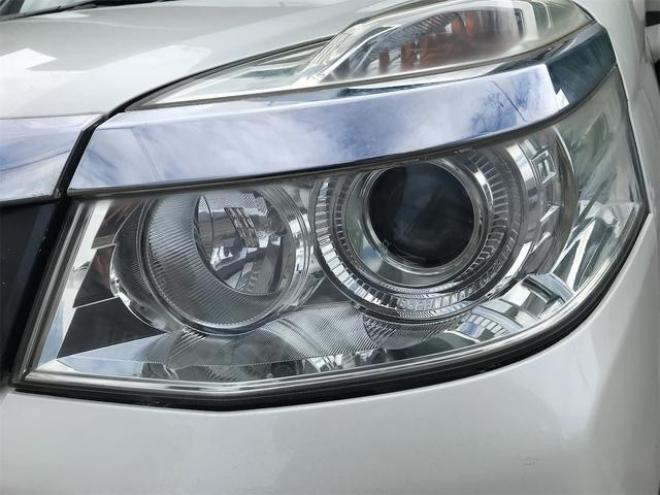 ライフＧスマートプラス　４ＷＤ　ナビ　ＴＶ　スマートキー　ベンチシート　ＡＴ　盗難防止システム　ＡＢＳ　アルミホイール　衝突安全ボディ　エアコン　パワーステアリング　パワーウィンドウ 4WD 660 5Dr