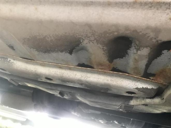 eKワゴンＭＸ　４ＷＤ　　４速ＡＴ　キーレスエントリー　電動格納ミラー　ベンチシート　ＡＴ　盗難防止システム　ＣＤ　衝突安全ボディ　エアコン 4WD 660 5Dr