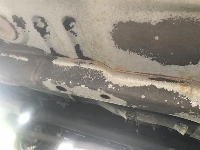eKワゴンＭＸ　４ＷＤ　　４速ＡＴ　キーレスエントリー　電動格納ミラー　ベンチシート　ＡＴ　盗難防止システム　ＣＤ　衝突安全ボディ　エアコン 4WD 660 5Dr