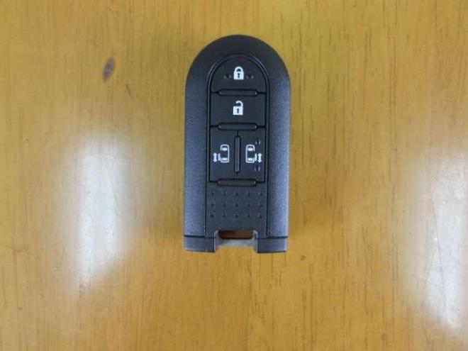 ルーミー1.0 カスタム G S 4WD　衝突軽減ブレーキ/両側パワースライドドア/アイドリングストップ/ETC/バックカメラ/ 1000