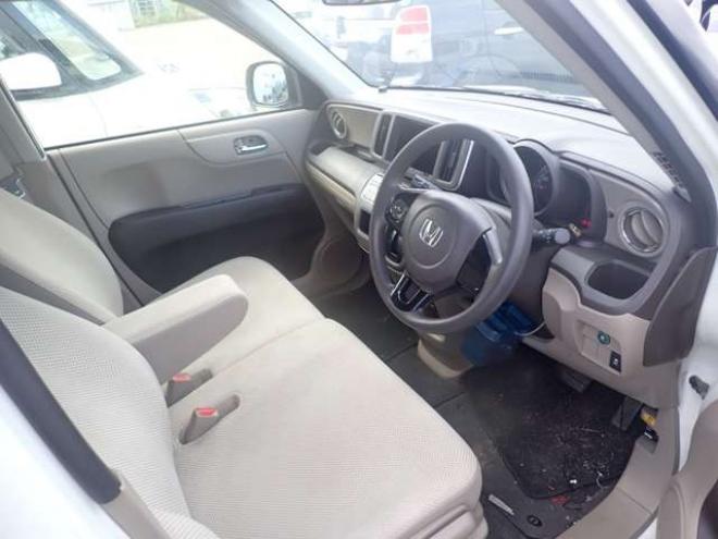 N-ONEG Lパッケージ 4WD　検8/10CVTプッシュスタートスマートキー 660