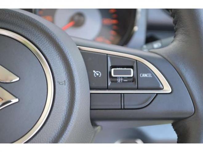 ジムニーXC 4WD　ワンオーナー車4WDターボセーフティサポート搭載アイドリングストップ8インチナビTVデュアルセンサーブレーキサポート横滑り防止装置ハイビームアシストLEDクルーズコントロール 660