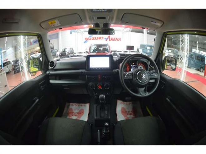ジムニーXC 4WD　ワンオーナー車4WDターボセーフティサポート搭載アイドリングストップ8インチナビTVデュアルセンサーブレーキサポート横滑り防止装置ハイビームアシストLEDクルーズコントロール 660
