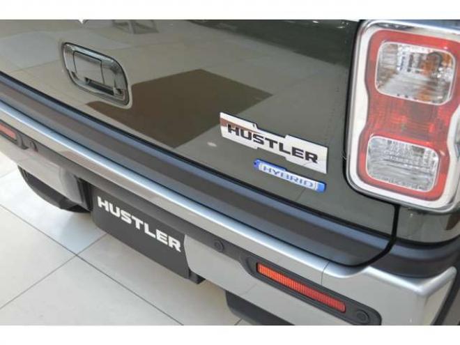 ハスラーJスタイル ターボ 4WD　ワンオーナー特別仕様車ハイブリッド車4WDターボセーフティサポート搭載デュアルカメラブレーキサポート後退時ブレーキサポート横滑り防止装置アダプティブクルーズコントロールSDナビTVバックカメラLED 660