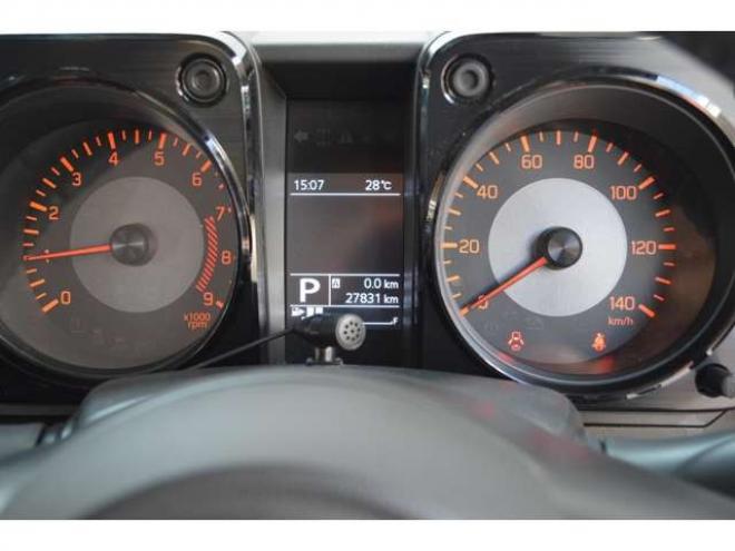 ジムニーXC 4WD　ワンオーナー車4WDターボセーフティサポート搭載デュアルセンサーブレーキサポート誤発信抑制機能7インチワイドナビTVバックカメラLEDライトETC20クルーズコントロールマッドタイヤ 660