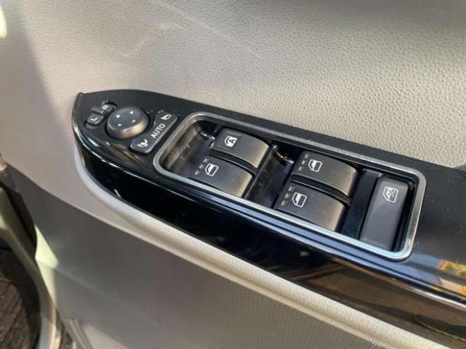 タントカスタム RS セレクション 4WD　1年保証付 Bluetooth フルセグ バックカメラ 後席モニター ドライブレコーダー 660