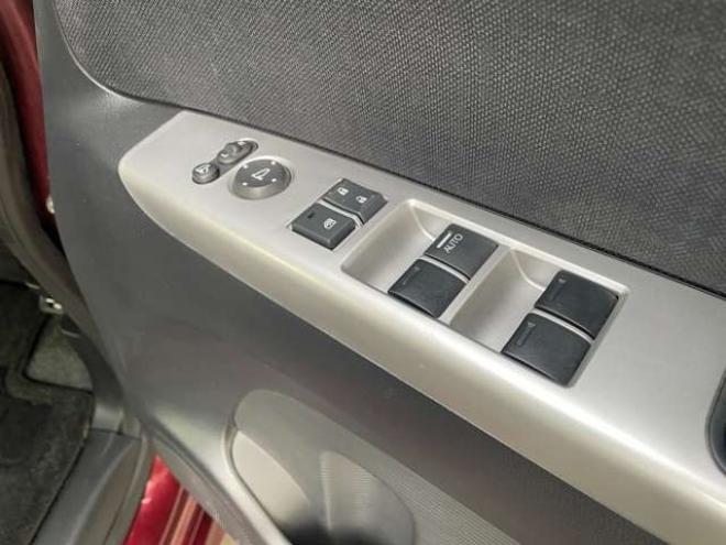 N-BOXカスタムG ターボ Lパッケージ 4WD　1年保証付 車検残 Bluetooth ナビ フルセグ バックカメラ エンジンスターター シートヒーター ドライブレコーダー 両側電動スライドドア ETC 660