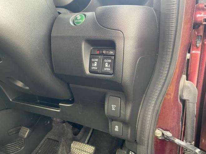 N-BOXカスタムG ターボ Lパッケージ 4WD　1年保証付 車検残 Bluetooth ナビ フルセグ バックカメラ エンジンスターター シートヒーター ドライブレコーダー 両側電動スライドドア ETC 660