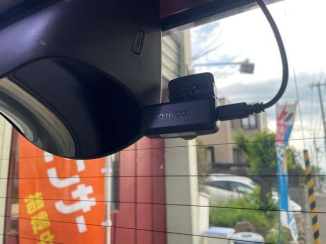 N-BOXカスタムG ターボ Lパッケージ 4WD　1年保証付 車検残 Bluetooth ナビ フルセグ バックカメラ エンジンスターター シートヒーター ドライブレコーダー 両側電動スライドドア ETC 660