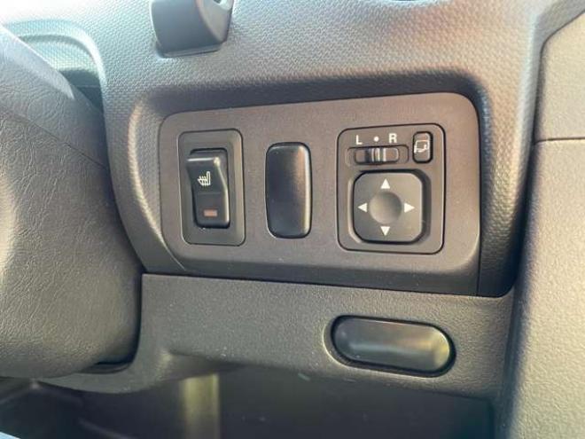 ekスポーツR 4WD　1年走行距離無制限保証/Bluetooth/ナビ・フルセグTV/インタークーラーターボ/夏冬タイヤ付き/シートヒーター/4速AT/HID/車検整備2年付き/修復歴無し/平成25年式/74000キロ 660