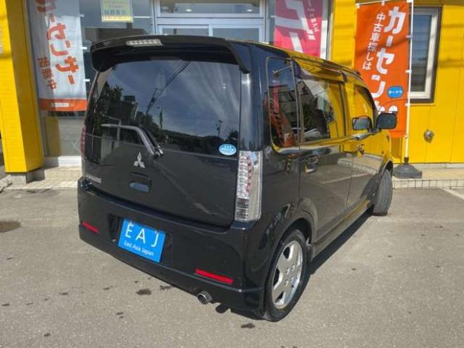 ekスポーツR 4WD　1年走行距離無制限保証/Bluetooth/ナビ・フルセグTV/インタークーラーターボ/夏冬タイヤ付き/シートヒーター/4速AT/HID/車検整備2年付き/修復歴無し/平成25年式/74000キロ 660