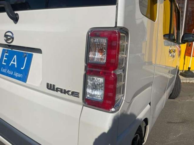 ウェイクG SA 4WD　1年走行距離無制限保証/ターボ/Bluetooth/純正8インチナビ/フルセグTV/両側パワースライドドア/バックカメラ/エンジンスターター/ドライブレコーダー/ETC/シートヒーター/修復歴無し/車検・令和8年6月/法定整備付き 660
