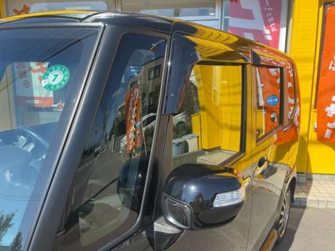 N-BOXカスタムG ターボ Lパッケージ 4WD　1年走行距離無制限保証/Bluetooth/フルセグTV/両側パワースライドドア/バックカメラ/リアモニター/エンジンスターター/ETC/前席シートヒーター/ハーフレザーシート/HID/修復歴無し/車検令和8年8月/法定整備付 660