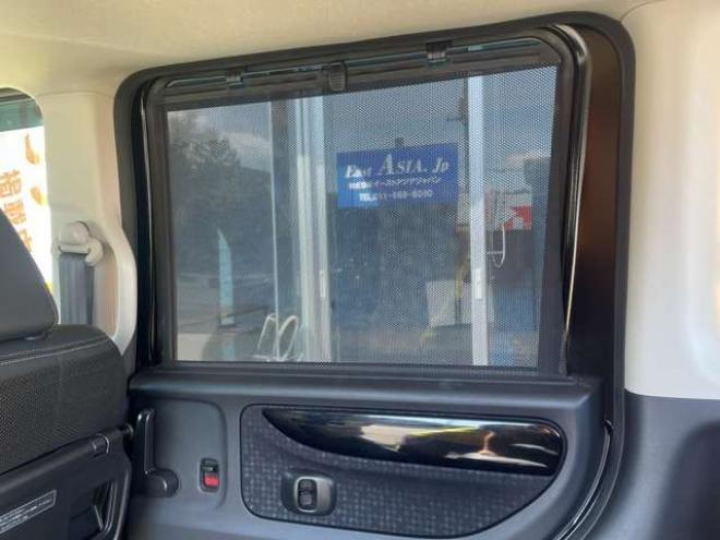 N-BOXカスタムG ターボ Lパッケージ 4WD　1年走行距離無制限保証/Bluetooth/フルセグTV/両側パワースライドドア/バックカメラ/リアモニター/エンジンスターター/ETC/前席シートヒーター/ハーフレザーシート/HID/修復歴無し/車検令和8年8月/法定整備付 660