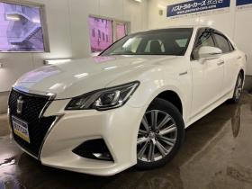 クラウンハイブリッド　アスリートＳ　Ｆｏｕｒ　後期型　ワンオーナー　寒冷地仕様　禁煙車　ＷＡＫＯＳバリアスコーティング済　純正１７インチＡＷ　社外１７ＡＷ＋スタッドレスタイヤ付　純正ナビ（フルセグ地デジ　ＤＶＤ再生　Ｂｌｕｅｔｏｏｔｈ対応）＋バックカメラ　クルーズコントロール　ステアリングヒーター　ミラーヒーター　シートヒーター　両席パワーシート　タイミングチェーン車　純正ＬＥＤヘッドライト　横滑り防止装置　ＥＴＣ 4WD 2500 4Dr