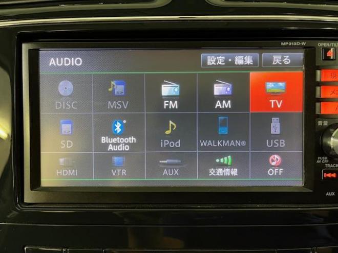 セレナハイウェイスター　Ｖセレクション　本州仕入　禁煙車　ＷＡＫＯＳバリアスコーティング済　社外１５インチＡＷ　社外１５ＡＷ＋スタッドレスタイヤ付　両側パワースライドドア　純正ナビ（フルセグ地デジ　ＤＶＤ再生　Ｂｌｕｅｔｏｏｔｈオーディオ）＋バックカメラ　アイドリングストップ　横滑り防止装置　ＨＩＤ　ＥＴＣ 　タイミングチェーン 4WD 2000 5Dr