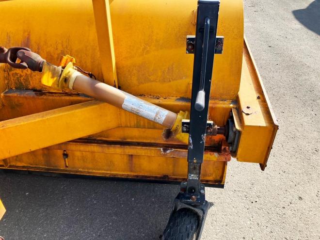 農機補助部品中古　回転ブラシ？スライド式　幅2500mm　作業機