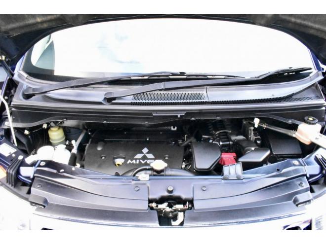 デリカD:5　Gパワーパッケージ　４ＷＤ　本州仕入　乗車定員５名仕様　後期シャモニー専用アルミ　両側電動スライドドア　冬タイヤ付き　社外ナビ／バックカメラ