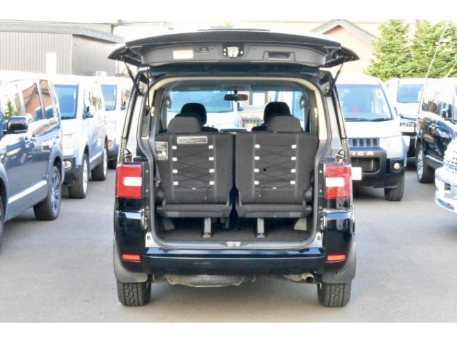 デリカD:5　Gプレミアム　４ＷＤ　本州仕入　ロックフォードサウンド　両側電動スライドドア　パワーバックドア　純正ナビ／フリップダウンモニター