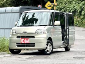 タント　ワンダフルセレクション　リモコンパワースライドドア　楽ナビ　ワンセグテレビ　スマートキー　タイミングチェーン車 4WD 660 5Dr