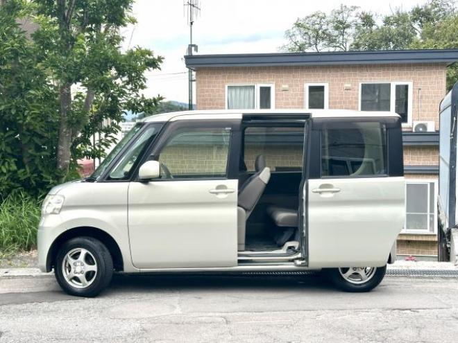 タントワンダフルセレクション　リモコンパワースライドドア　楽ナビ　ワンセグテレビ　スマートキー　タイミングチェーン車 4WD 660 5Dr