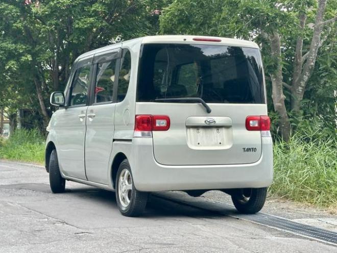 タントワンダフルセレクション　リモコンパワースライドドア　楽ナビ　ワンセグテレビ　スマートキー　タイミングチェーン車 4WD 660 5Dr