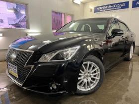 クラウンハイブリッド　アスリートＧ　Ｆｏｕｒ　最上級グレード　ワンオーナー　寒冷地仕様　禁煙車　プリクラッシュセーフティ　電動サンルーフ　純正ブラックレザーシート　純正１８インチスパッタリングＡＷ　純正１７ＡＷ＋スタッドレスタイヤ付　純正ナビ（フルセグ地デジ　ＤＶＤ再生　Ｂｌｕｅｔｏｏｔｈ対応）＋バックカメラ　純正エンジンスターター　クルーズコントロール　ステアリングヒーター　ミラーヒーター　シートヒーター＆クーラー　両席パワーシート　タイミングチェーン車　純正ＨＩＤヘッドライト　横滑り防止装置　ＥＴＣ 4WD 2500 4D