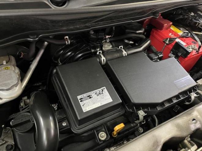 ワゴンRスティングレーＸ　本州仕入　禁煙車　レーダーブレーキサポート　Ｓエネチャージ　社外１４インチＡＷ　社外１４インチＡＷ＋スタッドレスタイヤ付　カロッツェリアナビ（ＤＶＤ再生　フルセグ地デジ　Ｂｌｕｅｔｏｏｔｈオーディオ）　ＰＵＳＨスタート　スマートキー　ミラーヒーター　シートヒーター　ベンチシート　盗難防止装置　ＨＩＤヘッドライト　アイドリングストップ　ＥＴＣ 4WD 660 5Dr
