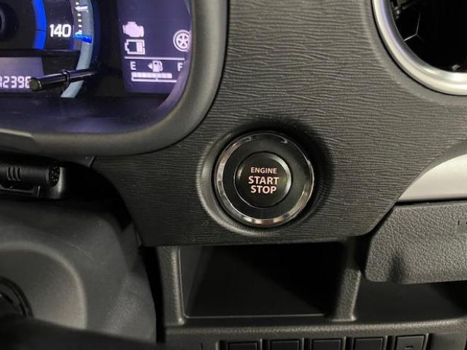 ワゴンRスティングレーＸ　本州仕入　禁煙車　レーダーブレーキサポート　Ｓエネチャージ　社外１４インチＡＷ　社外１４インチＡＷ＋スタッドレスタイヤ付　カロッツェリアナビ（ＤＶＤ再生　フルセグ地デジ　Ｂｌｕｅｔｏｏｔｈオーディオ）　ＰＵＳＨスタート　スマートキー　ミラーヒーター　シートヒーター　ベンチシート　盗難防止装置　ＨＩＤヘッドライト　アイドリングストップ　ＥＴＣ 4WD 660 5Dr