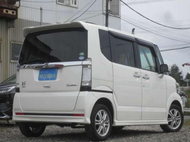 N-BOXカスタムG Lパッケージ 4WD　1オーナー 両側電動スライドドア ナビTV Bカメラ 夏冬タイヤ 1年間走行無制限保証 660
