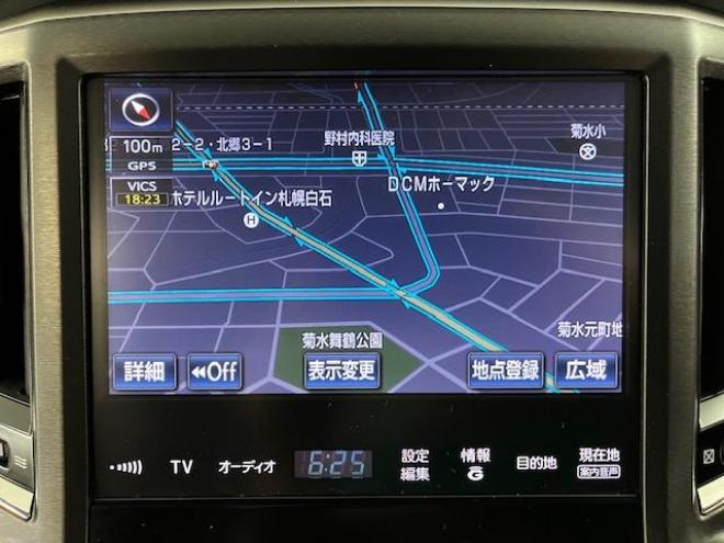 クラウンハイブリッドアスリートＳ　ブラックスタイル　Ｆｏｕｒ　本州仕入　寒冷地仕様　禁煙車　プリクラッシュセーフティ　レーダークルーズコントロール　純正ブラックレザーシート　純正１８インチスパッタリングＡＷ　社外１７ＡＷ＋スタッドレスタイヤ付　純正ナビ（フルセグ地デジ　ＤＶＤ再生　Ｂｌｕｅｔｏｏｔｈ対応）＋バックカメラ　全方位カメラ　リア３面フィルム施工済　ステアリングヒーター　ミラーヒーター　シートヒーター＆クーラー　両席パワーシート　純正ＨＩＤヘッドライト　横滑り防止装置　前後ソナー　ＥＴＣ 4WD 2500 4Dr
