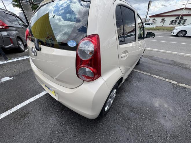 パッソPASSO 4WD X くつろぎ寒冷地仕様　フルセグナビ　スマートキー（スペアー有）　エンジンスターター　エンジンオイル交換　CVTF交換 4WD 1000 5Dr