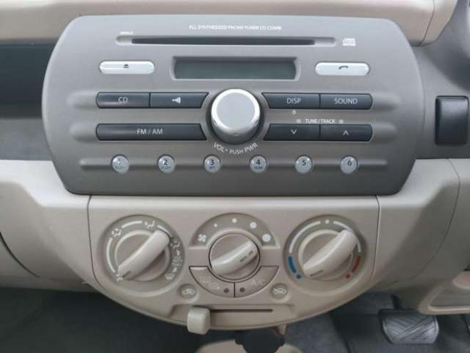キャロルGS4 4WD　プッシュスタート　純正オーディオ(CD/ラジオ)　運転席側シートヒーター　スマートキー 660