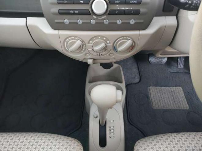 キャロルGS4 4WD　プッシュスタート　純正オーディオ(CD/ラジオ)　運転席側シートヒーター　スマートキー 660